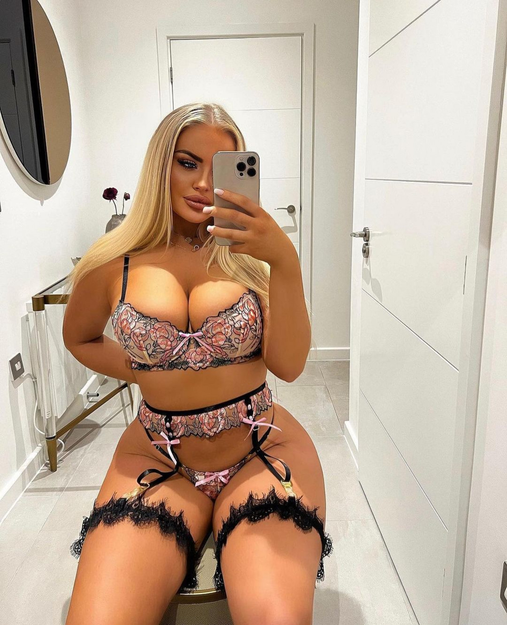 Female Escorts